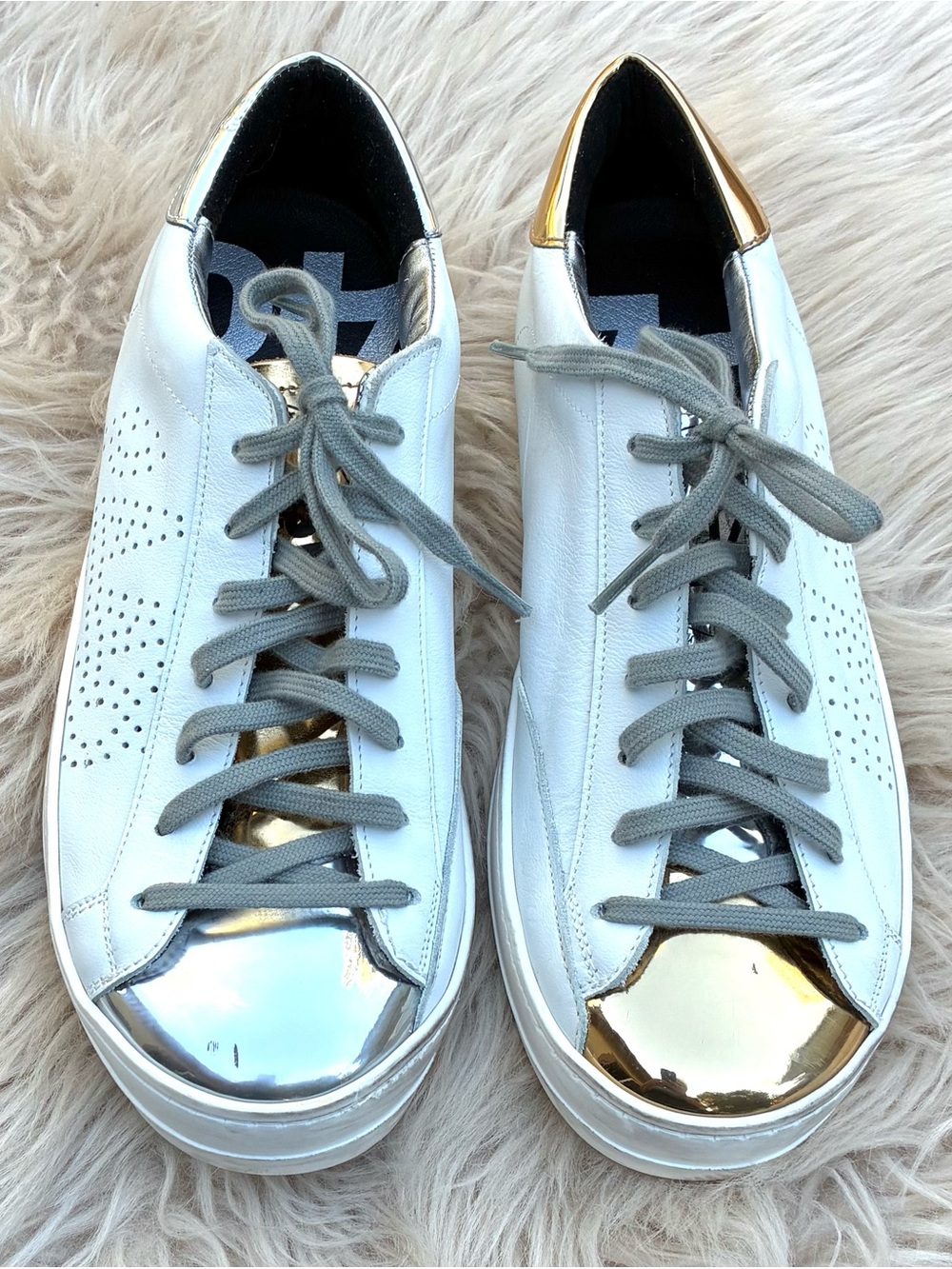 P448 Silver Gold EUC White Leather Sneakers Sz 39, 9 US - Picture 5 of 13